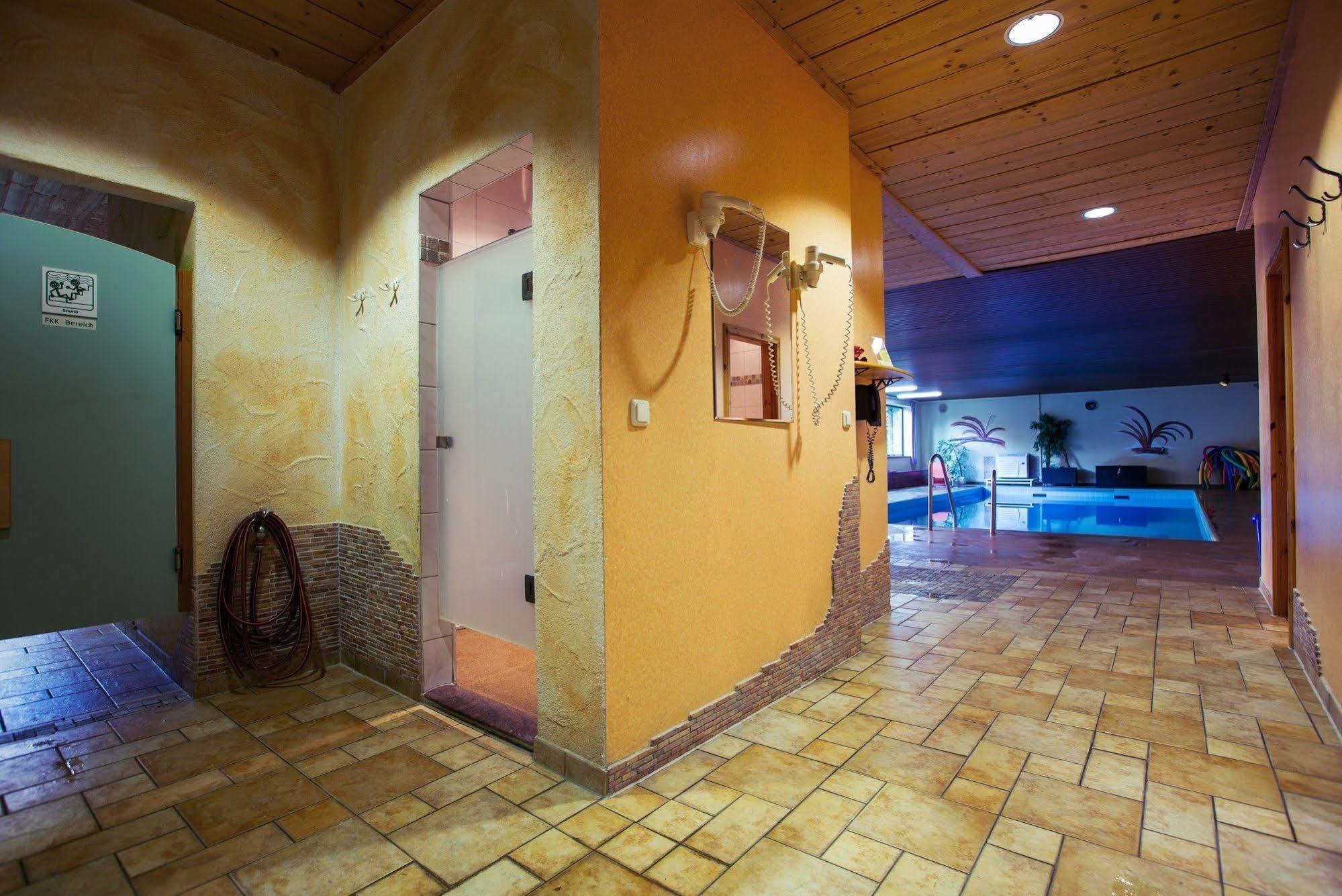 Landhotel Klingerhof Hoesbach Exterior photo