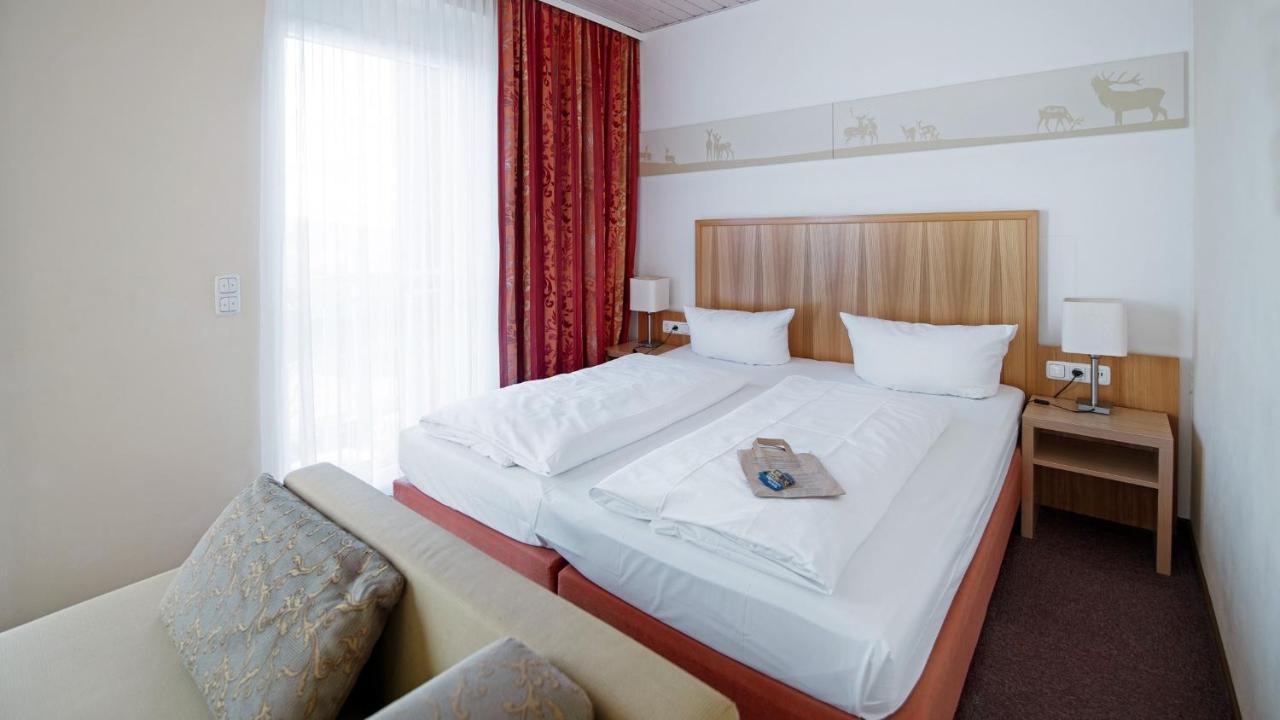Landhotel Klingerhof Hoesbach Exterior photo
